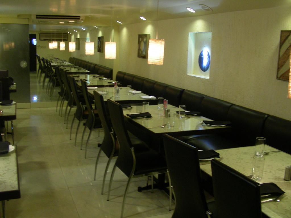 Hotel New Bengal Мумбаи Экстерьер фото