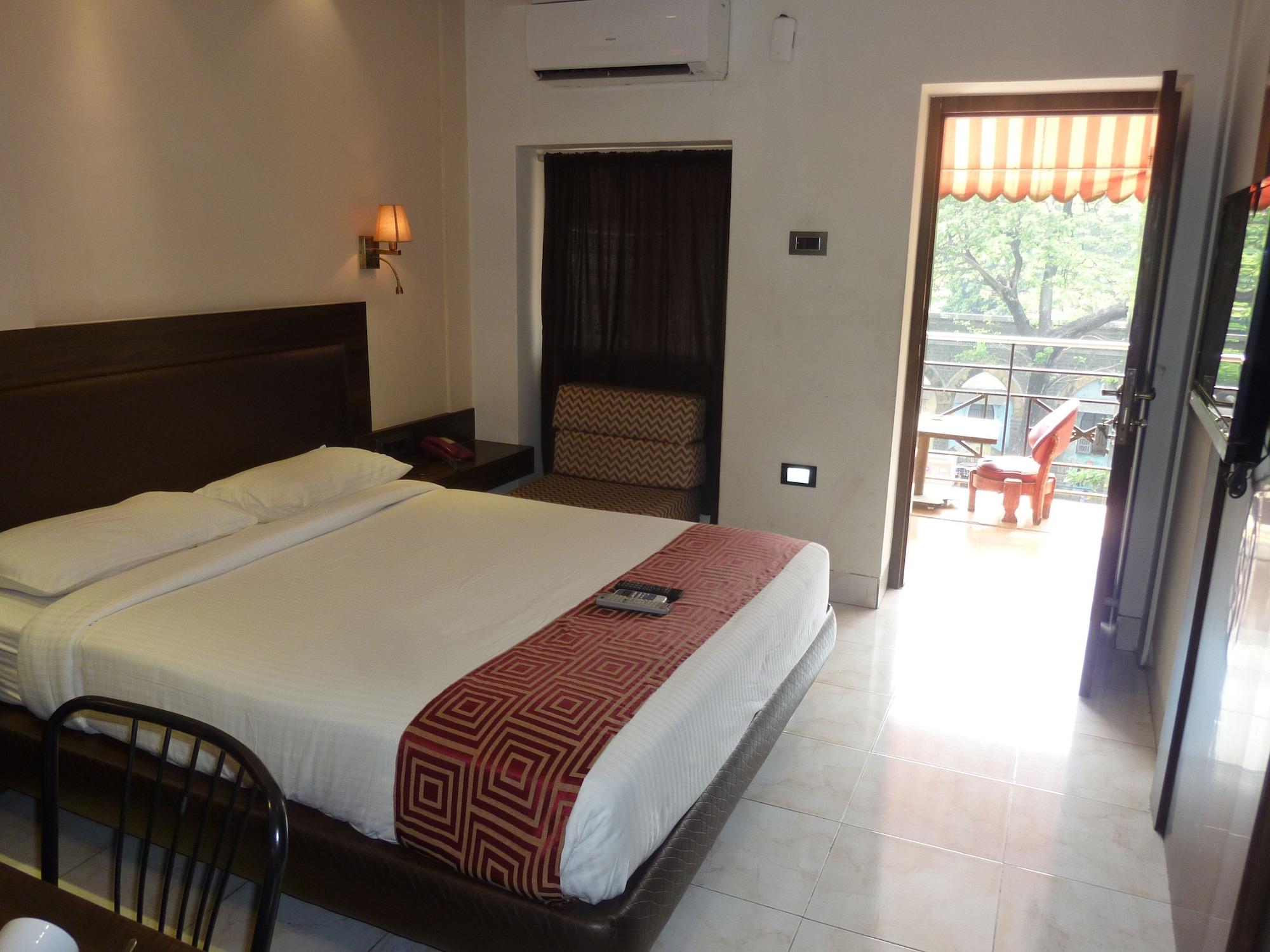 Hotel New Bengal Мумбаи Экстерьер фото