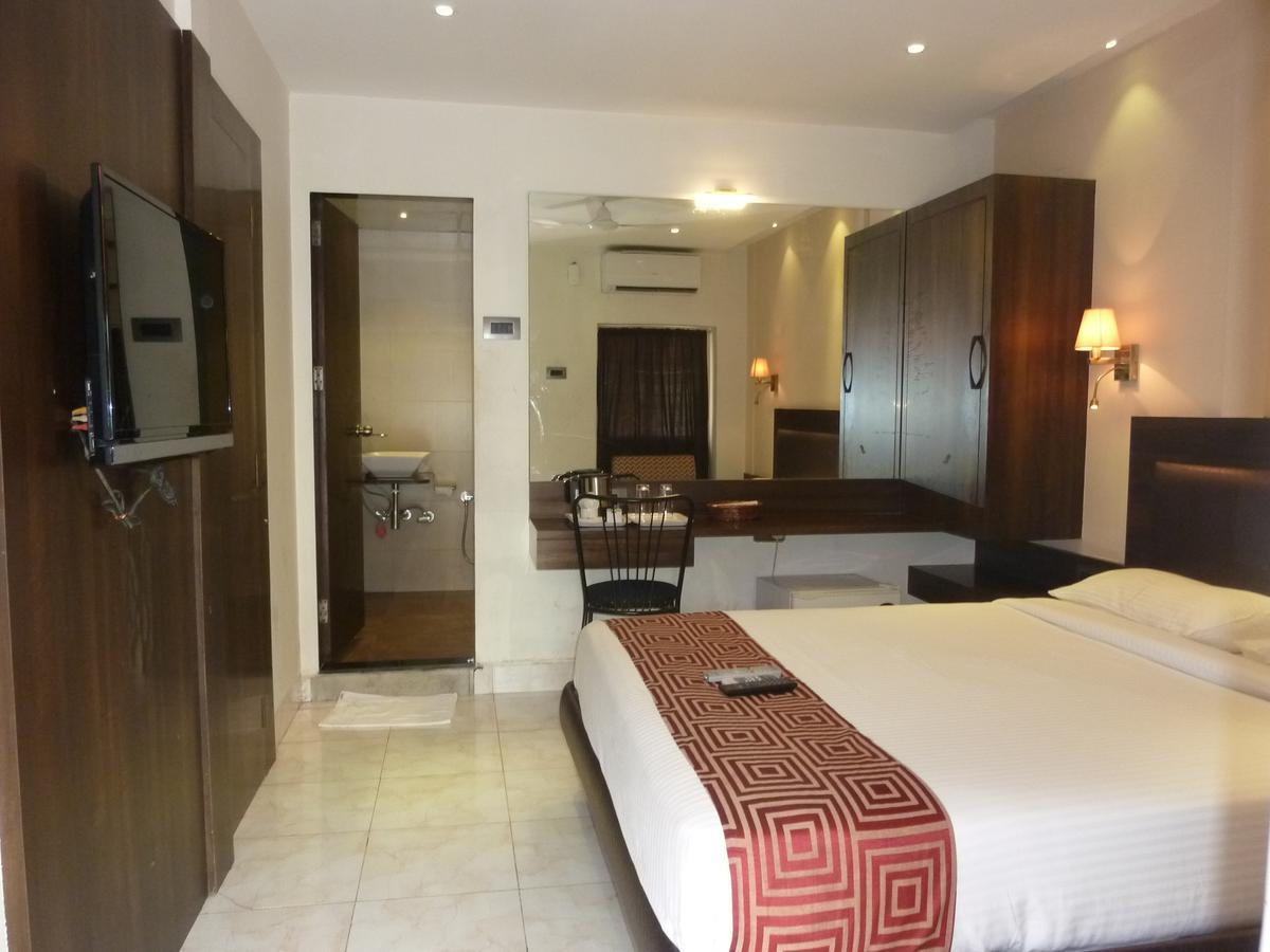 Hotel New Bengal Мумбаи Экстерьер фото
