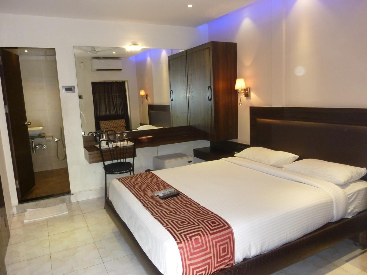 Hotel New Bengal Мумбаи Экстерьер фото