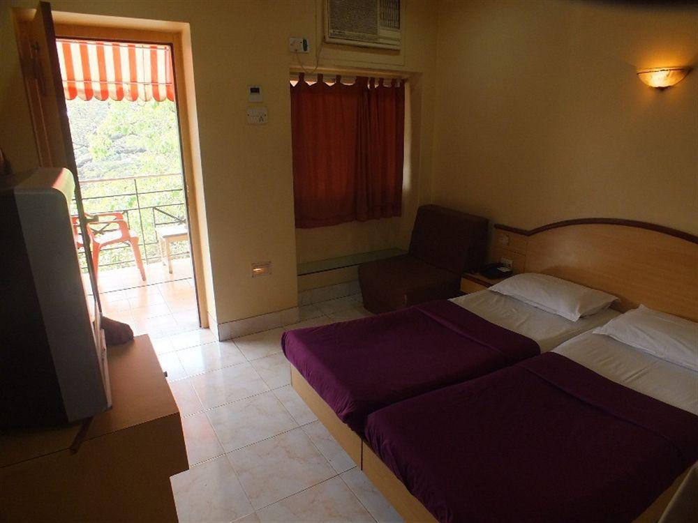 Hotel New Bengal Мумбаи Экстерьер фото